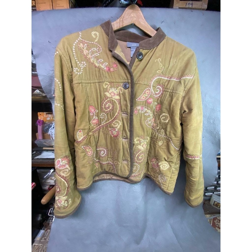 WOMEN'S IVY EMBROIDERED CORDUROY JACKET SIZE MEDIUM‎